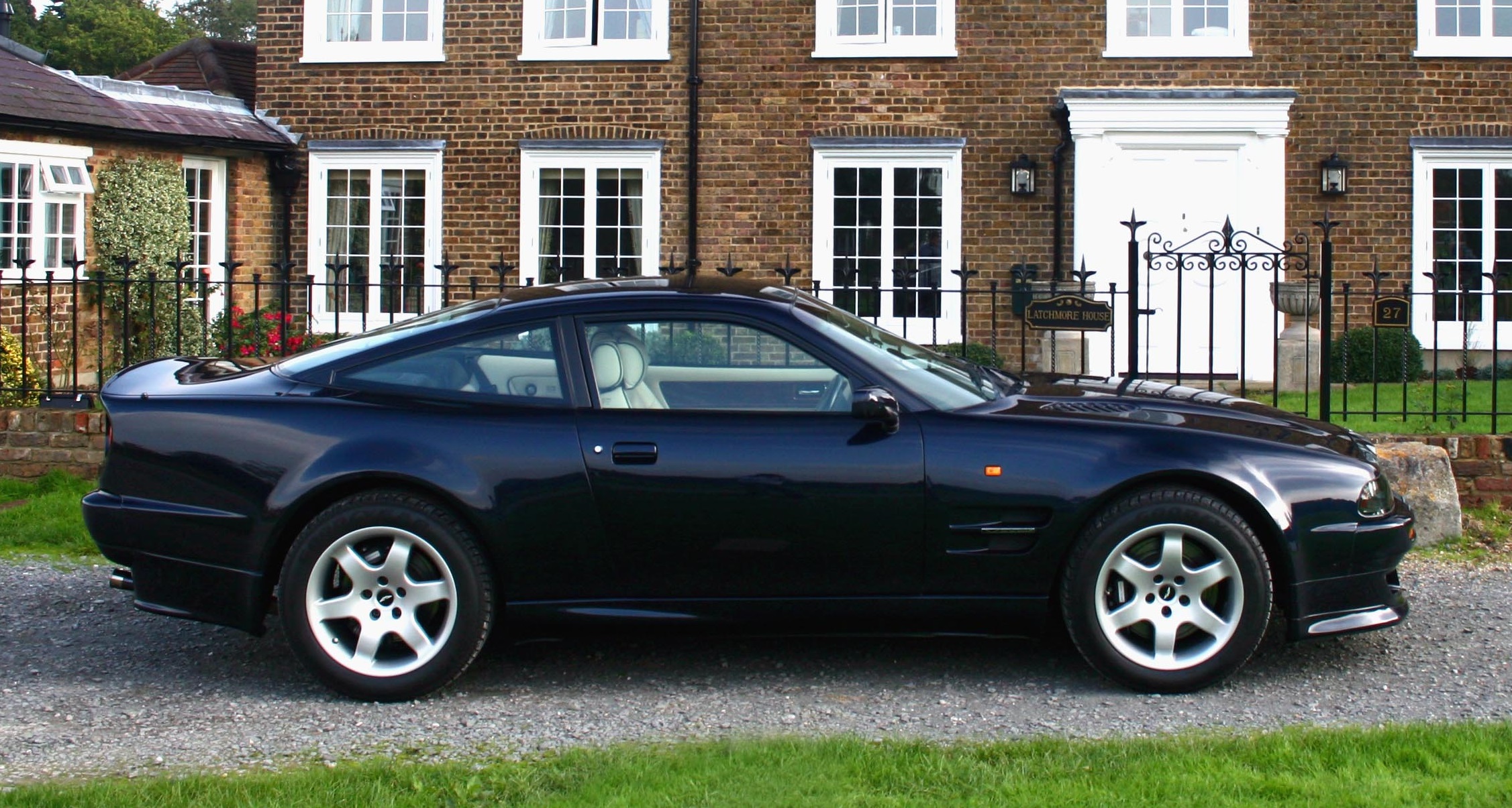 1998-aston-martin-vantage-coupe