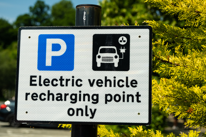 electric-car-charging